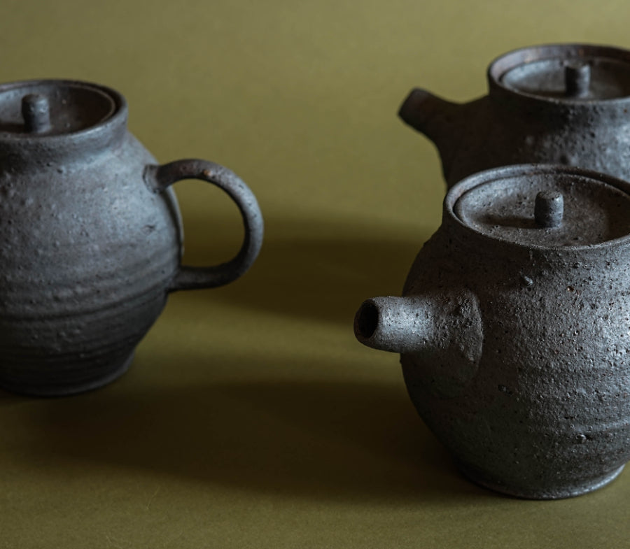 ALT=A group of three Ingot Objects teapots. A pleasingly round shape and highly textured.