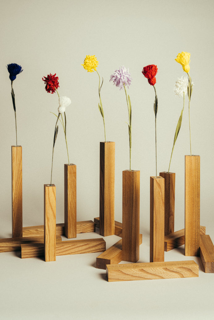 Nick Ross Primitive Arrangement vase, 1 stem