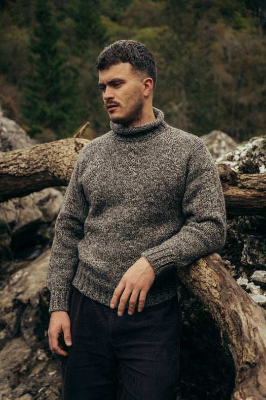 Shetland Woollen Co Lupetto Neck jumpers