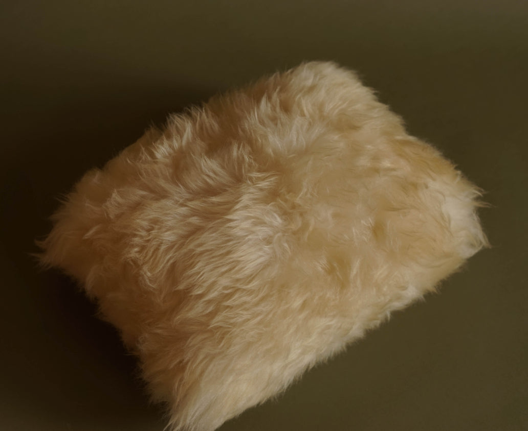 Skyeskyns Sheepskin cushion